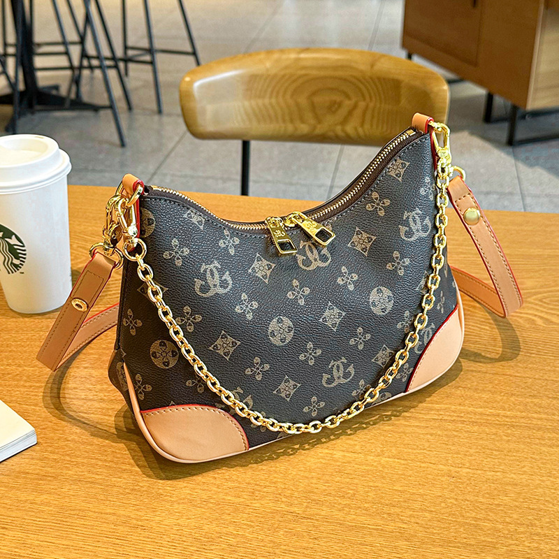 High end luxury leather horn bag, top brand single shoulder crossbody bag, letter armpit bagElegant shoulder bag, wallet, crossbody bag