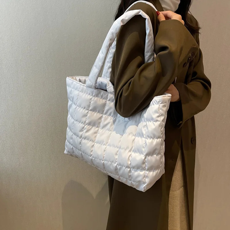 Large Capacity Winter Shoulder Bag Female Solid Color Handbags Cotton Casual Shopper Tote For Women Fashion Top Handle Bag bolsa260128