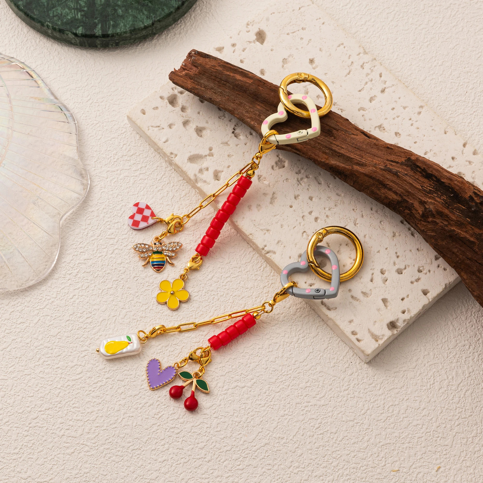 Fashionable and trendy keychains DIY bags pendants and pendants can be freely matched with gold-plated color protection 260107