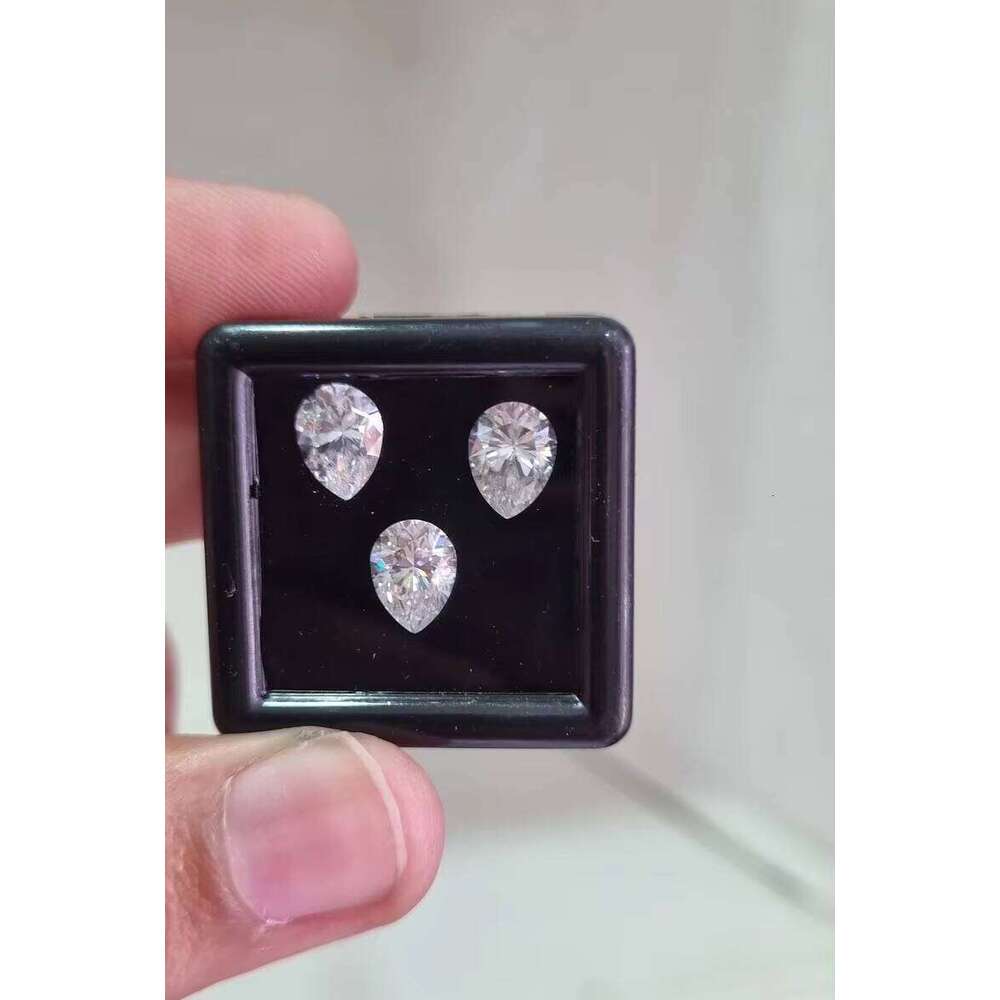 Full White Pear Shape Moissanite Diamond Earrings VVS Clarity Hip Hop Jewelry With Silver Gemstone Color