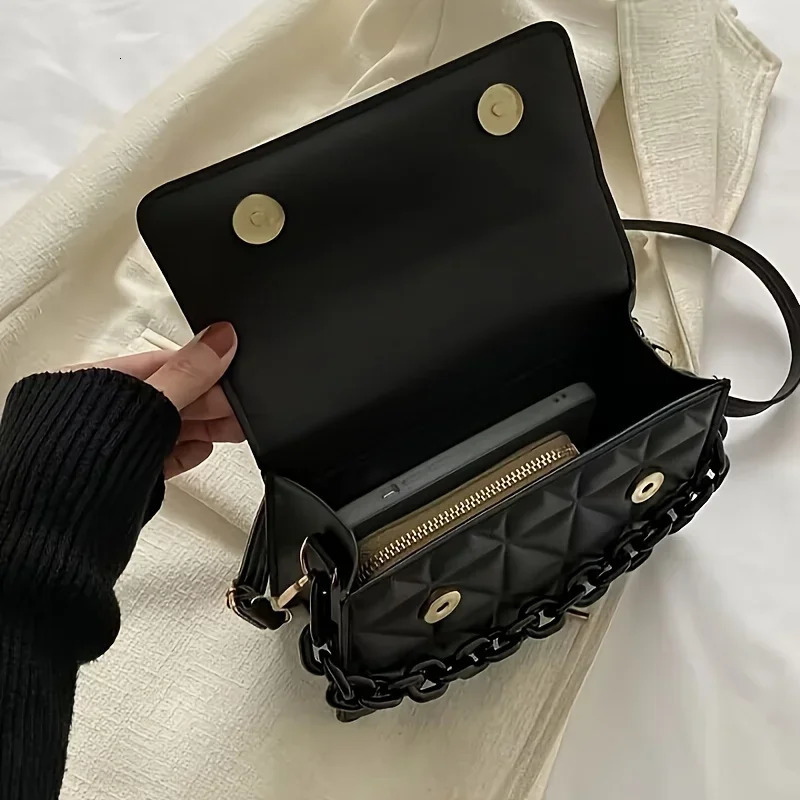 Mini Casual Quilted Crossbody Bag with Magnetic Clre and Adjustable StrapSmall Handbag Tote Shoulder for Women Daily Use 260208