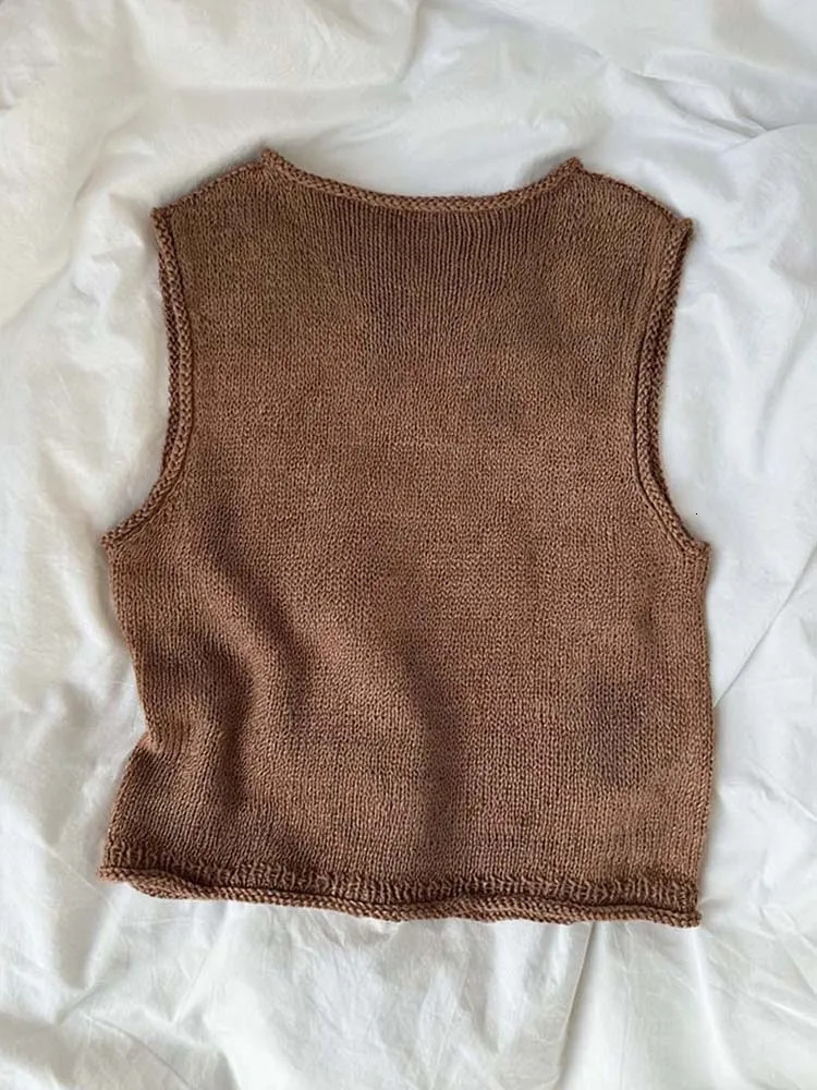 Womens roundneck woolen vest fashionable versatile and casual suitable for daily outings Only the is included 260130
