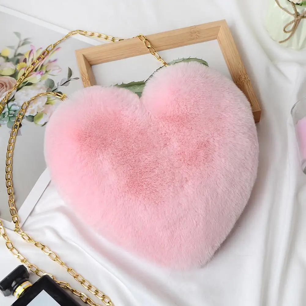Heart Shaped Faux Fur Purse for Women Girls Fluffy Shoulder Bag with Gold Chain Cute Soft Fuzzy Crossbody Valentines Day 260208