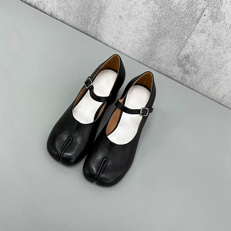 6cm Fashionable Split toe Shoes High Heels 2025 Party Office Mary Jane Retro Leather Sheepskin Single 260208