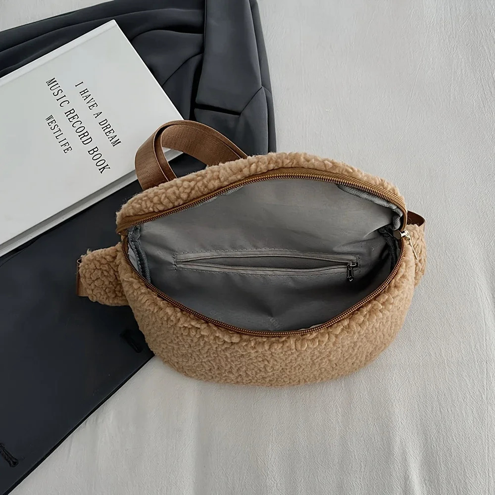 Womens Chest Bag with Lamb Wool Large Capacity Autumn and Winter Niche n Crossbody Casual Waist 260208