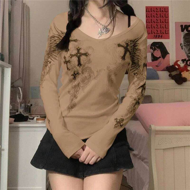 New 2000S Aesthetic T Shirt Graphic Cross Wings Print Long Sleeve Tops Y2k Women Clothes Fairycore Grunge Tee Streetwear