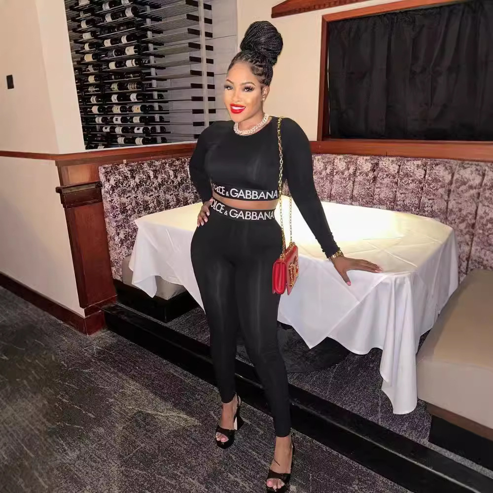 Women's Two Piece Pants Streetwear 2 Two Piece Set Women Outfits Fitnesss Long Sleeve Crop Top Leggings Women Ladies Tracksuit Female 231010