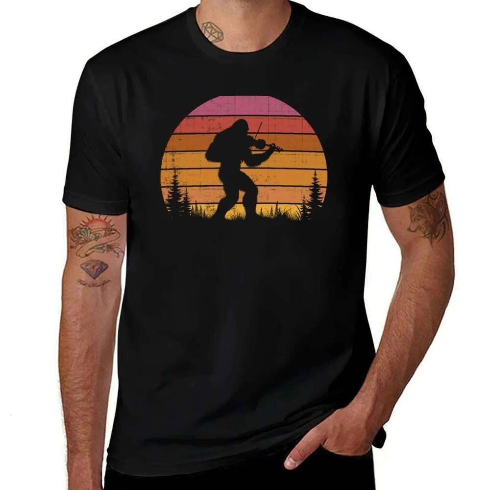 Lover Vintage luxury T-Shirt man t the shirt Sasquatch Music Sunset Violin Playing X260209