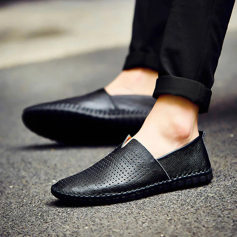 Summer Breathable Men Loafers Handmade Leather Mens Driving Shoes Flat Casual Soft 260126