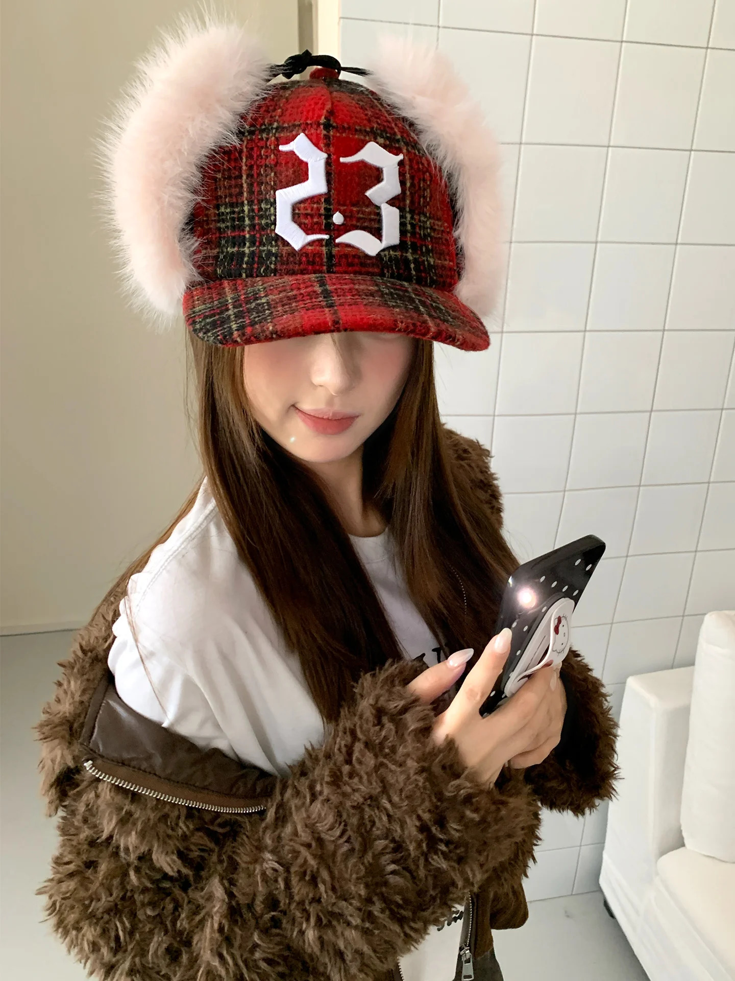 Korean Version Of Fashionable Plaid Plush Womens Autumn And Winter Thickening Warm Lei Feng Hat Ear Protection Baseball Cap 260208