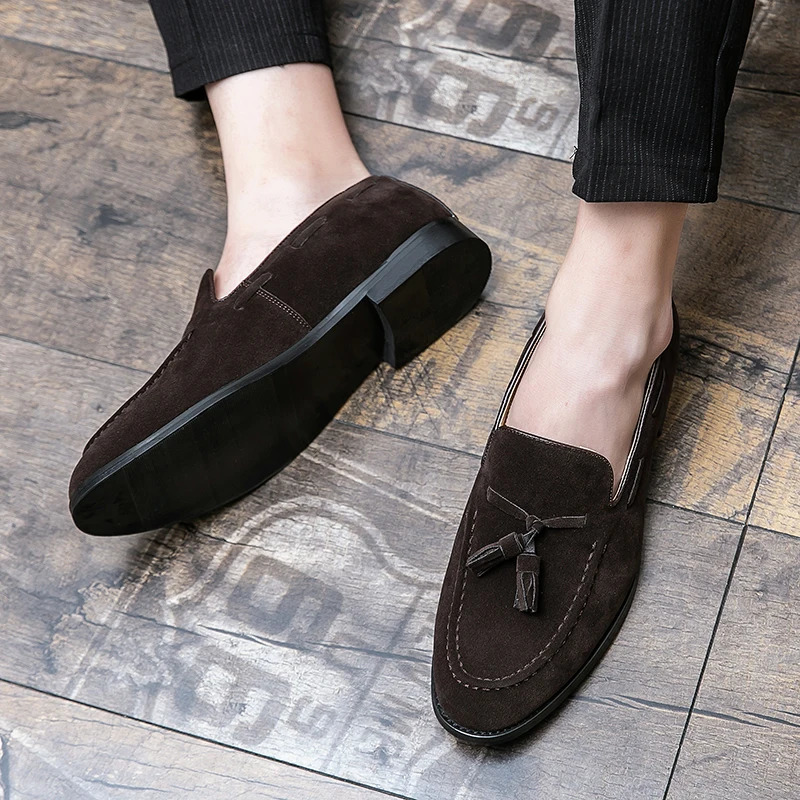 Men Casual Shoes Classic Flat Loafers Male Tassel Business Leather Man Social Party Formal 260126