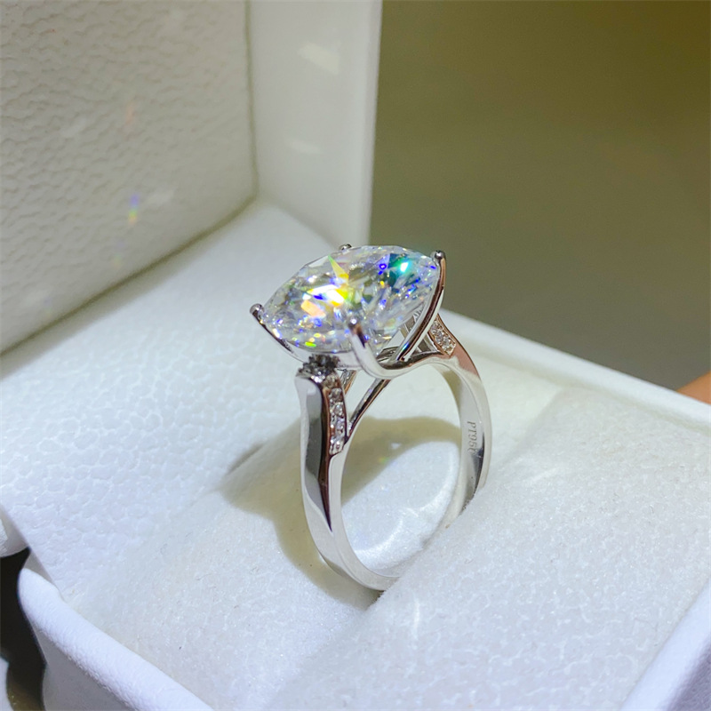 Choucong Wedding Rings Luxury Fine Jewelry Real 100% 925 Sterling Silver Round D Color VVS Large Moissanite Diamond Gemstones Party Eternity Women Bri