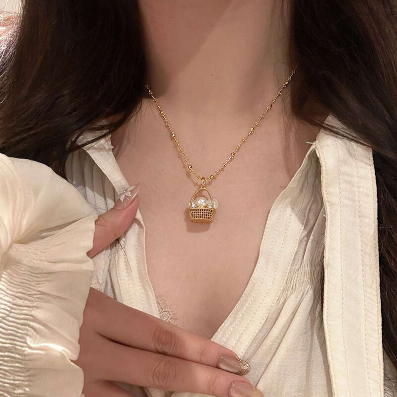 Magic Pearl Small Flower Basket Necklace 2026 New Fashion Light Luxury Micro-Inlaid Sparkling Diamond Collarbone Chain for Women