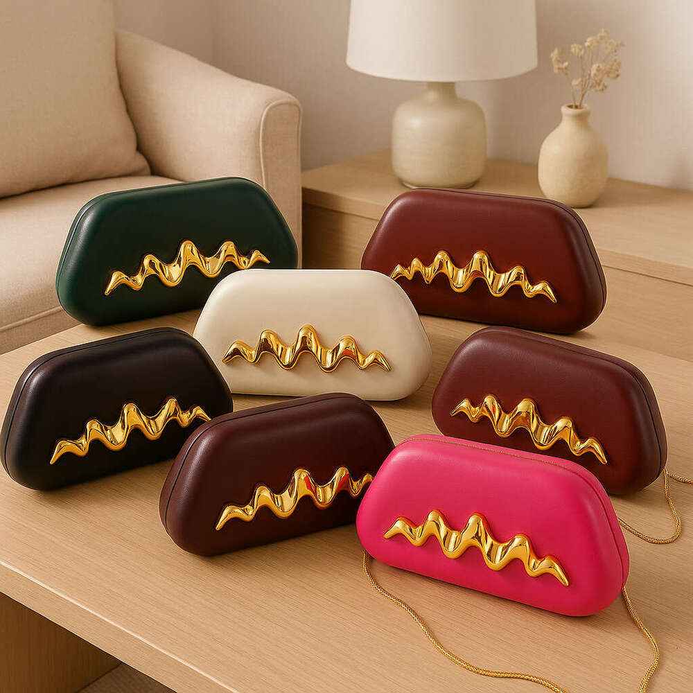 Clutch Bag Women's New European And American Style Single Shoulder Crossbody Irregular PU Wristlet Fashion Wedding Evening Clutch Bag