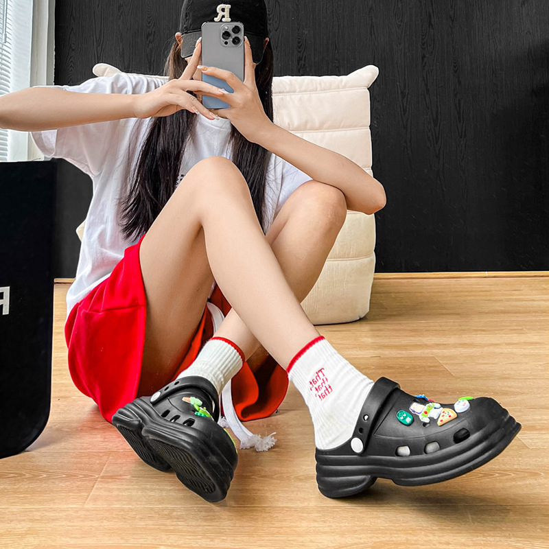 Free shipping Slippers Cave shoes for summer outdoor wear thick soled non slip beach shoes half slip slippers with one foot