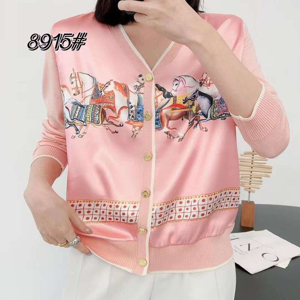 High-End Mom's Clothing Printed Pattern Patchwork Satin Knit Cardigan Spring Summer New Style Outerwear Elegant V-Neck Long Sleeve