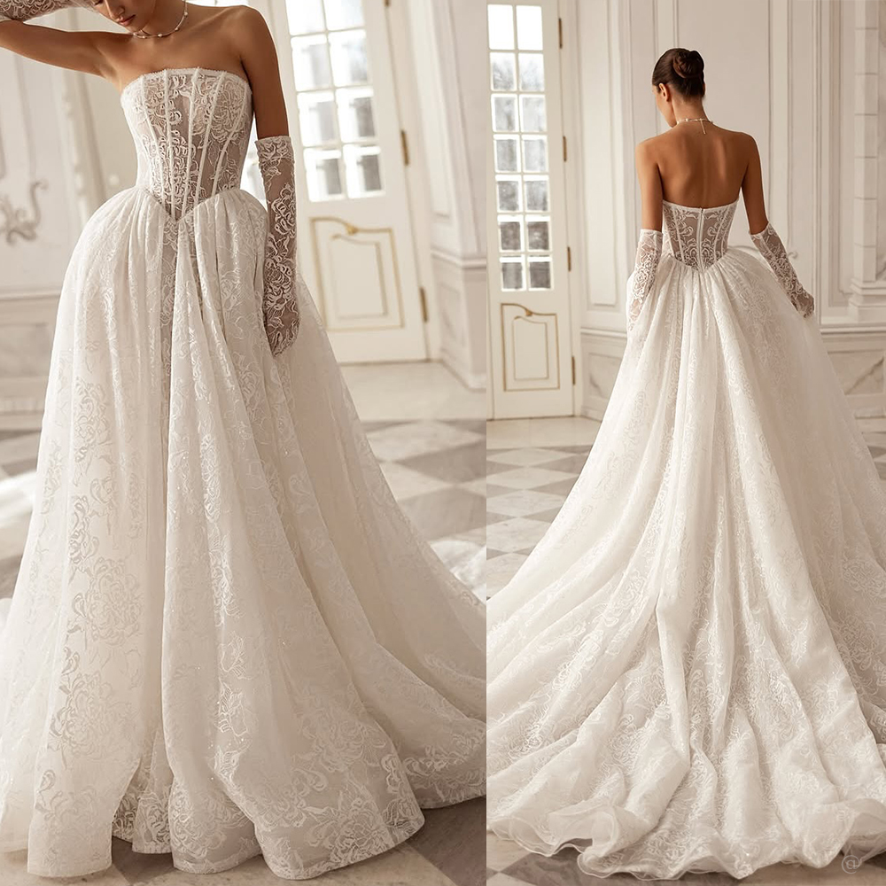 Classic Wedding Dresses Strapless Lace Bridal Gowns A Line Appliques Sleeveless Princess Backless Customized Vestidos De Novia Plus Size