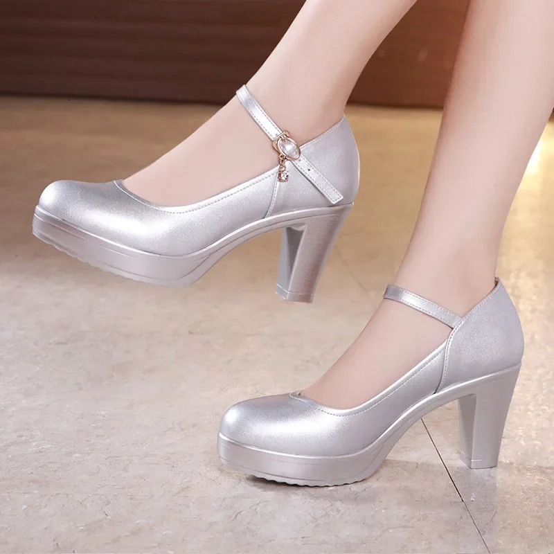 Small Size 32-43 Shallow Thick Bottom White Silver Wedding Shoes Bride Platform Pumps 2025 Block High Heels Shoes for Model Mom 260202