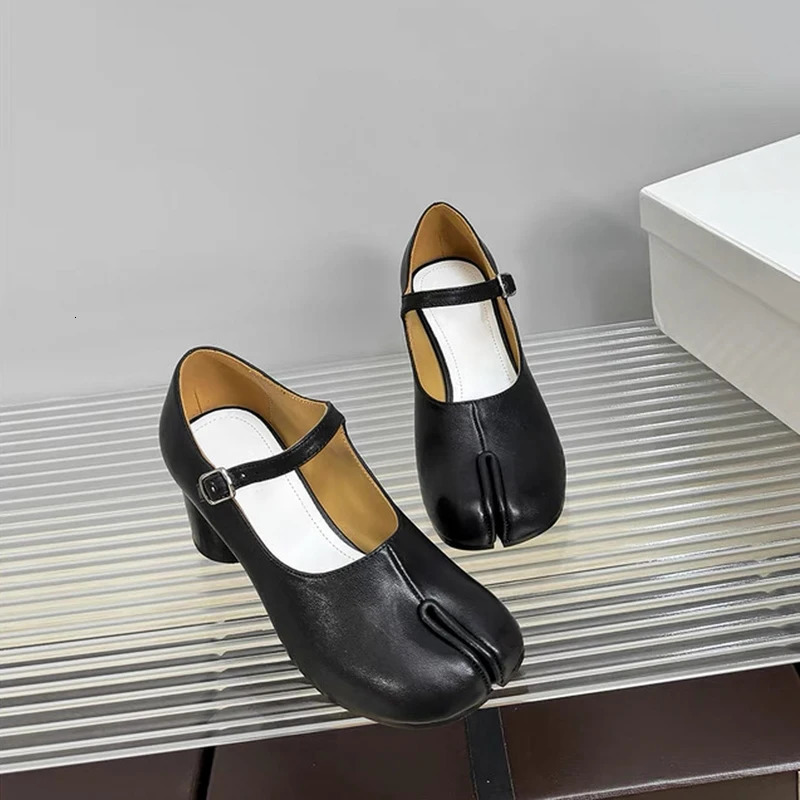 6cm Fashionable Split toe Shoes High Heels 2025 Party Office Mary Jane Retro Leather Sheepskin Single 260208