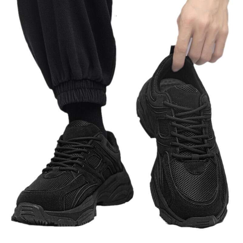 Pure Black Autumn 2025 New Work Safety Non-Slip Wear-Resistant Men's Running Sports Dad Shoes Thick Sole