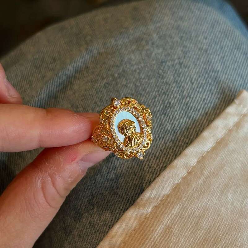 Baroque Ring With A Vintage High-end Feel Exquisite Goddess Head Design Index Finger Ring