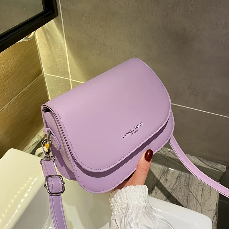Fashionable Synthetic Leather Crossbody Bag Womens Shoulder Simple Square n Adjustable Strap Suitable for Daily Use 260208
