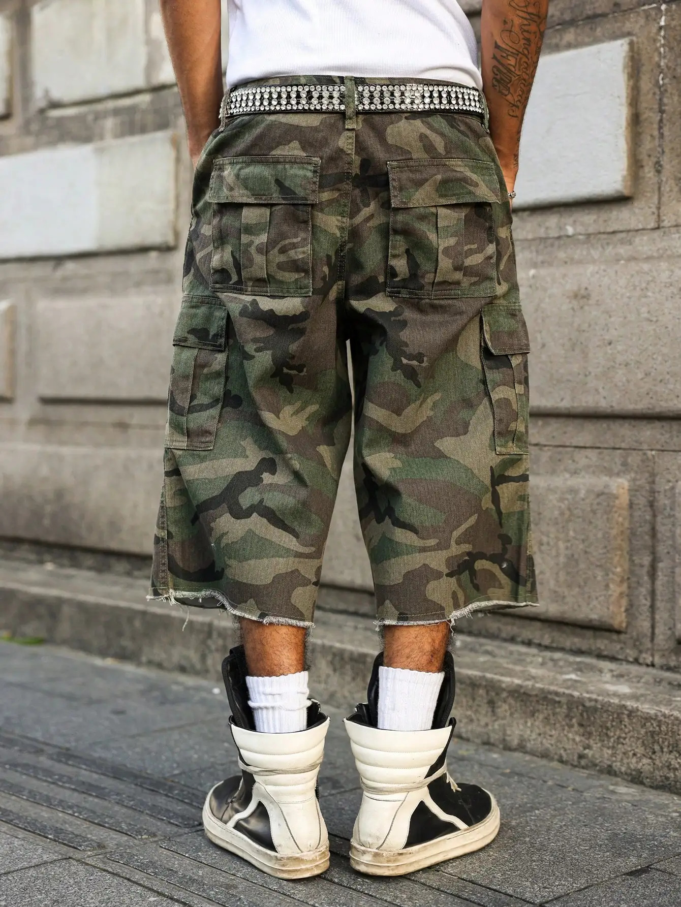 Mens summer denim shorts Camouflage cargo pants Multi - pocket Street fashion trend Daily leisure 260208