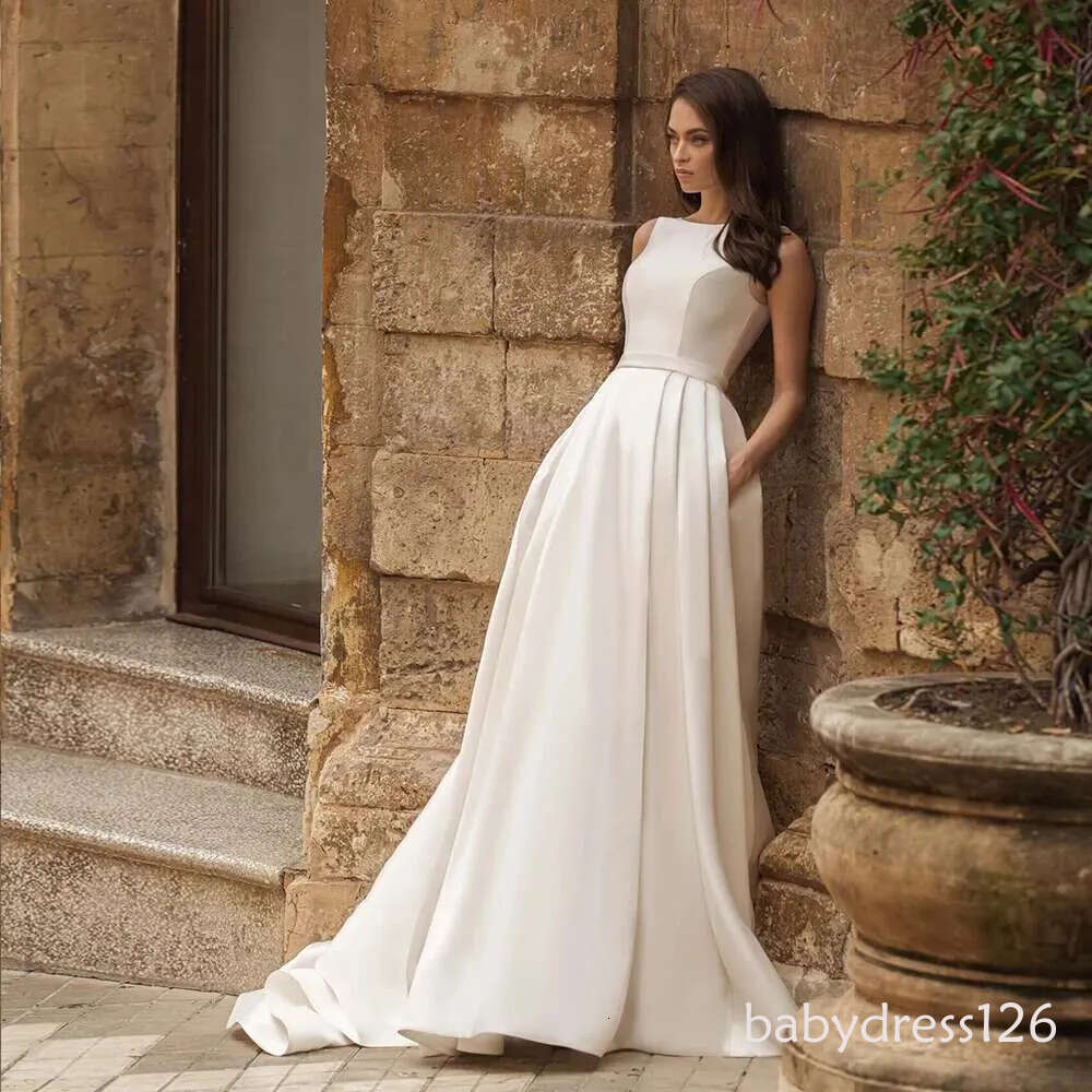 Off Shoulder Bridal Satin Wedding Dress Lace Appliques Classic Mariee Robe Illusion Back Hochzeitskleid