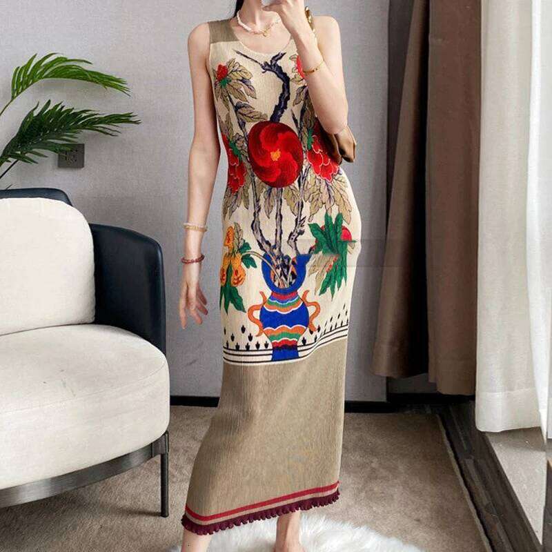 2025 Summer Minimalist Printed Dress Women's Sleeveless Pleated Tank Top Skirt High End Vintage Dress