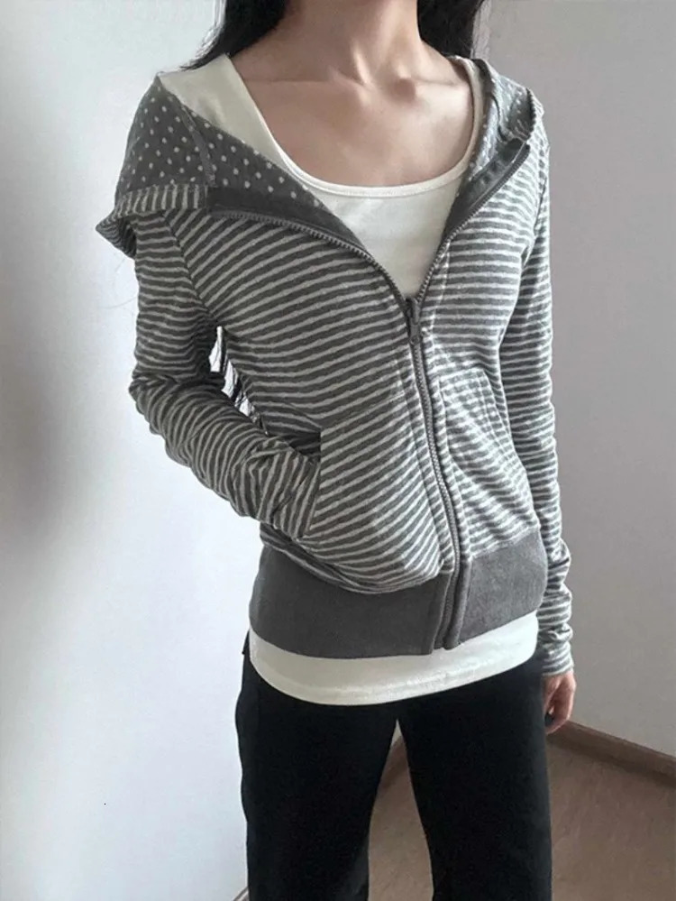 American Streetwear Striped Hooded Sweatshirt Autumn Slim Fit Short Cardigan Fashion Casual Long Sleeve Coat Women 260126
