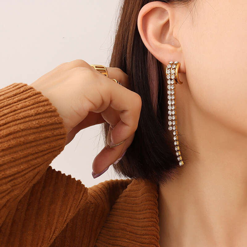 French-style Long Tassel Earrings Full Diamond Inlay, Sparkling Earrings, Elegant Titanium Steel Plated With 18k Gold Jewelry Gift