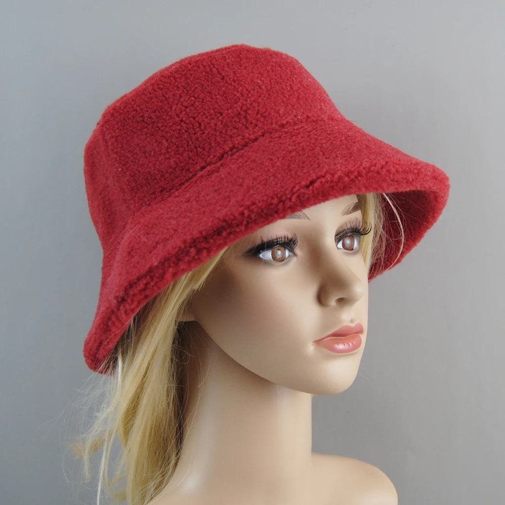 Shearling Sheepskin particles Hats Women Winter Warm Classic Caps High Quality Hat Ladies Fashion Bucket Cap 260202