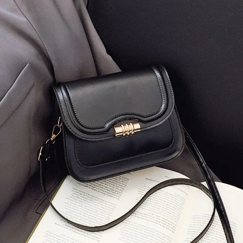 Latest Retro Crossbody Bag for Women High End Fashion Saddle Shoulder Handbag Unique n 260208