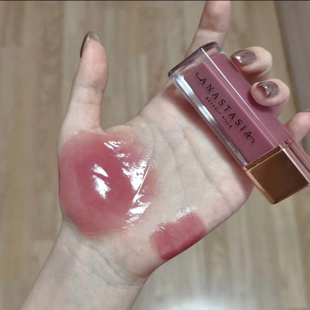 Peachy Nude Matte Lip Glaze Velvet Waterproof Non Stick Cup Long Lasting 4 Colors Hydrating Lipstick Beauty Makeup Cosmetics 260129