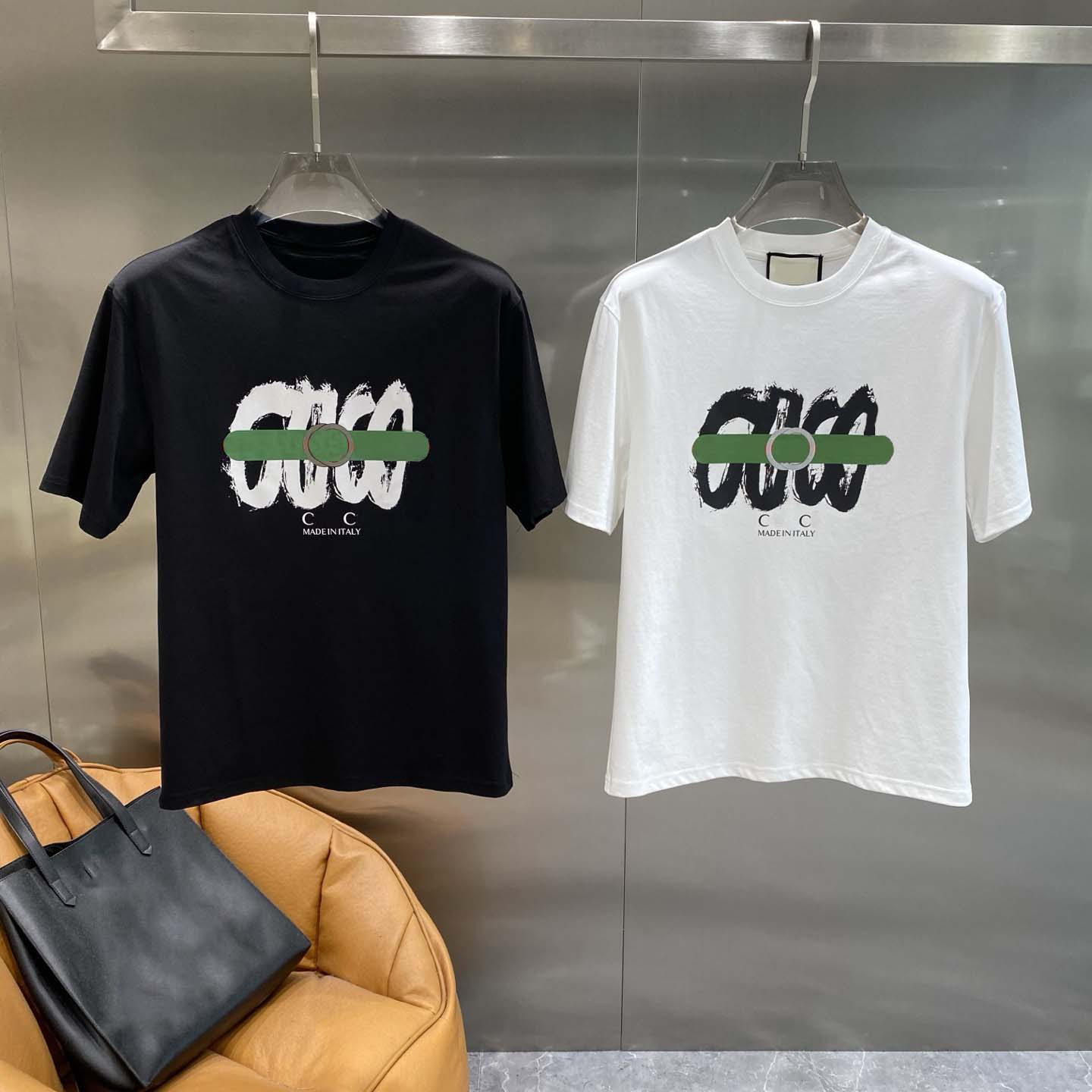 2026 ummer new men's and women's short-sleeved casual brand T-shirts, fashionable round-neck casual T-shirts, cotton comfortable men's short-sleeved T-shirts