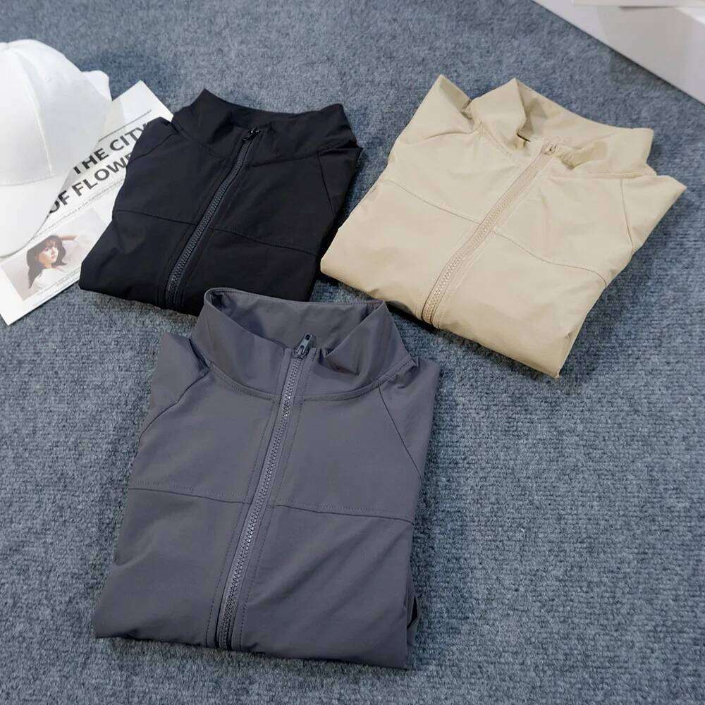 Yoga Wear American Style Sports Windproof Stand Collar Sun Protection Breathable Top Outdoor Quick-Dry Short Zipper Women 26Y0209