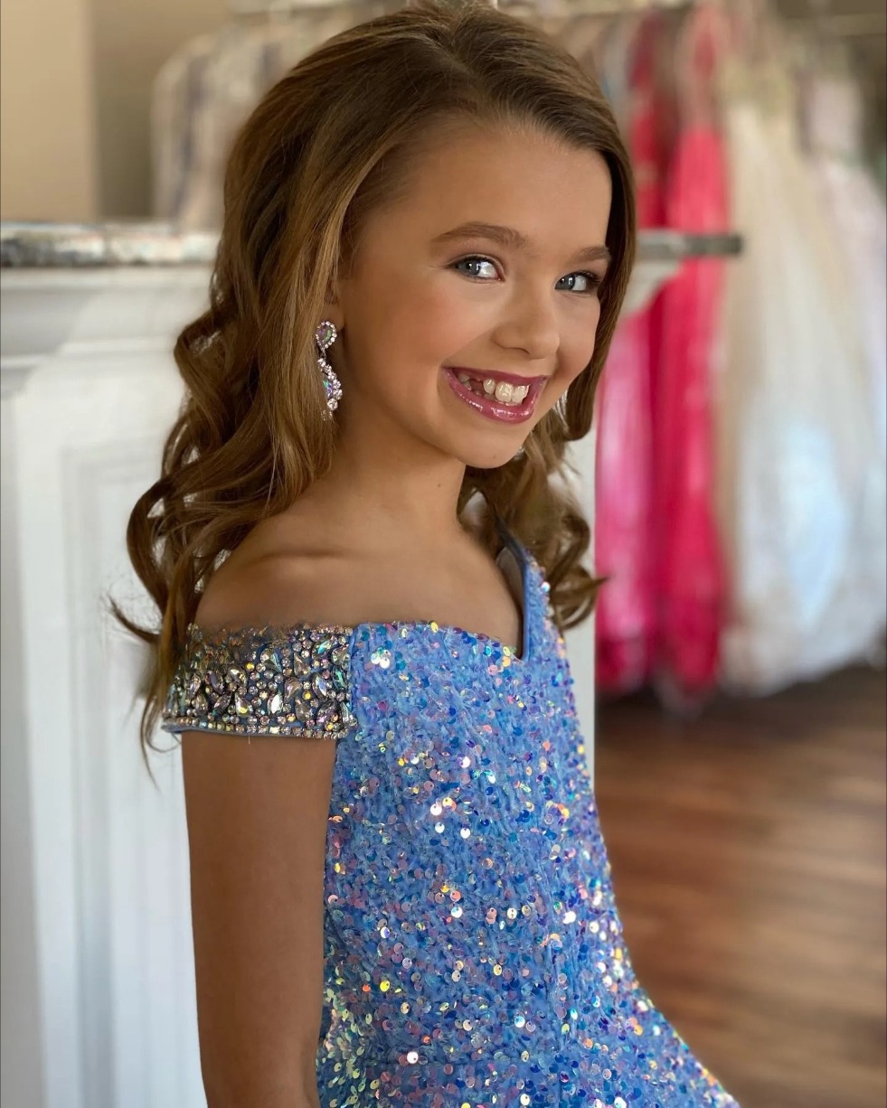 Iridescent Girl Pageant Dress Velvet Sequin Beading Off-Shoulder little Kid Birthday Formal Party Gown A-Line Toddler Teens Preteen Floor-Length Pink 