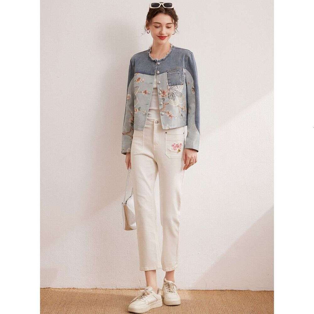 White Deer Language Contrast Color Chinese Style Floral Pattern Fabric Patchwork Spring/Autumn Fashionable Non-Strch Round Neck Denim Long Sleeve Wome
