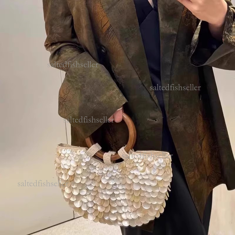 2026 Luxury Premium Handmade Women's Shell Bag Fashion Glitter Simple Fairy Handheld Women's Bag Trendy Temperament Buckle Dinner Bag Mini L