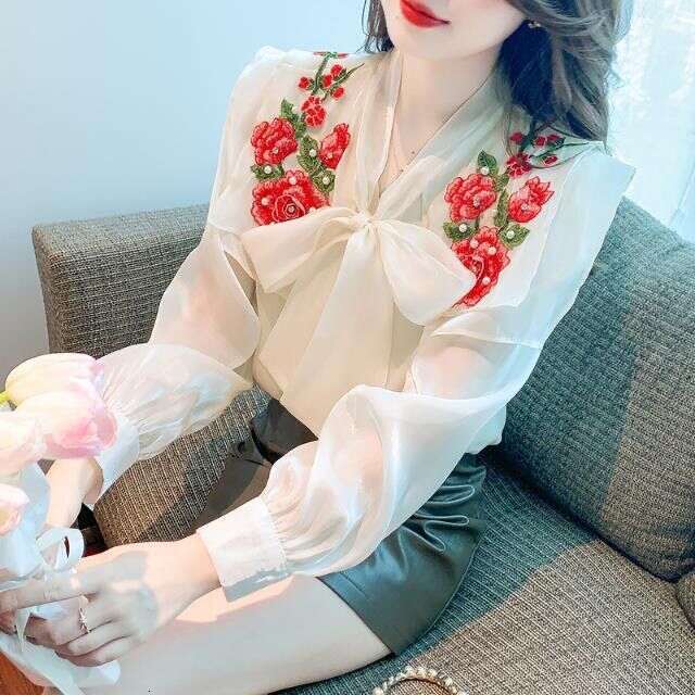 French-Style Bow-Knot Embroidered Chiffon Blouse For Women, 2023 Spring Design, Niche Shirt With A Courtly Style, Long-Sleeved Top