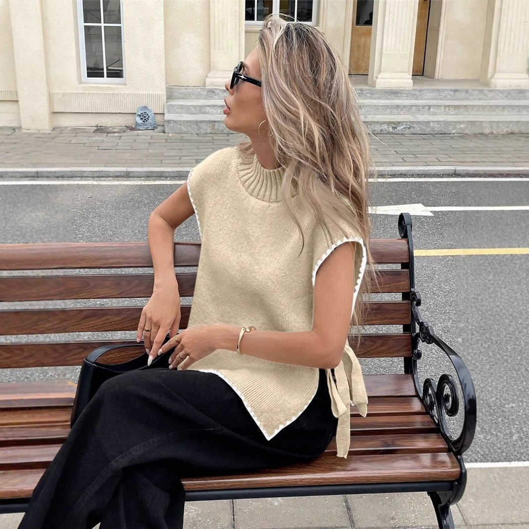 Women's Sleeveless Sweater Vest Minimalist Design with Contrasting Color Bow Tie-Front Top
