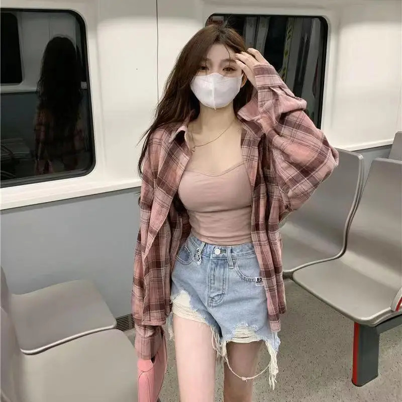 Slim Fit Long Sve irt Womens Loose Spring Autumn Plaid irt Chic Hong Kong Sle Retro Thin irt Collar Button down 260207