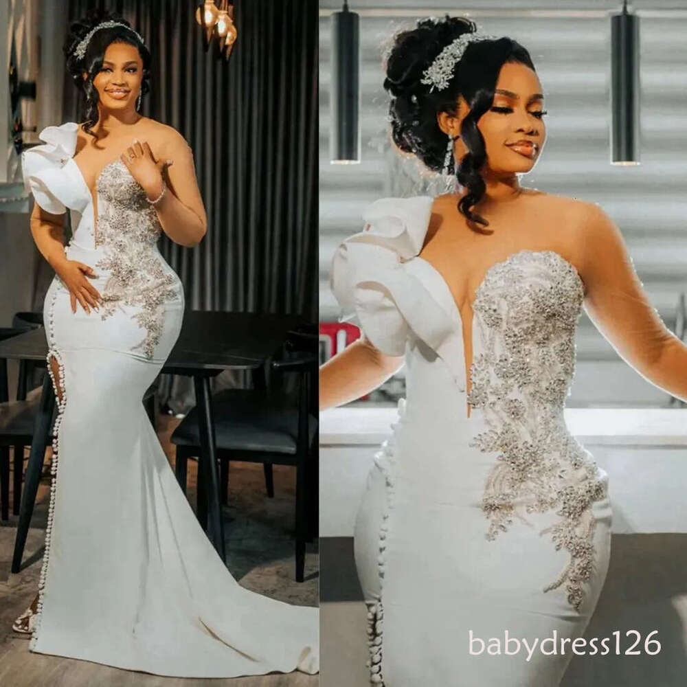 Mermaid Dress Bride Illusion Bridal Sheer Neck Long Sleeves Side Split Crystals Decorated Wedding Gowns for African Nigeria Black Women N03