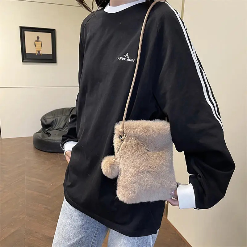 Plush Phone Bag Autumn and Winter Solid Color Elegant Womens Durable Girl Fur Hanging Rope Crossbody Coin Purse 260208