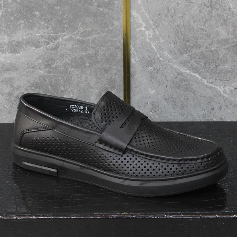 Spring and Autumn Mens Shoes Leather Casual Summer Hiking One Foot Flat Comfortable loafers 260126
