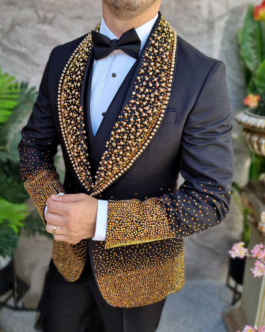 Fashion Beaded Groom Wedding Tuxedos Shawl Lapel One Button Pant Sets Classic Fit Banquet Party 2 Pieces Customized
