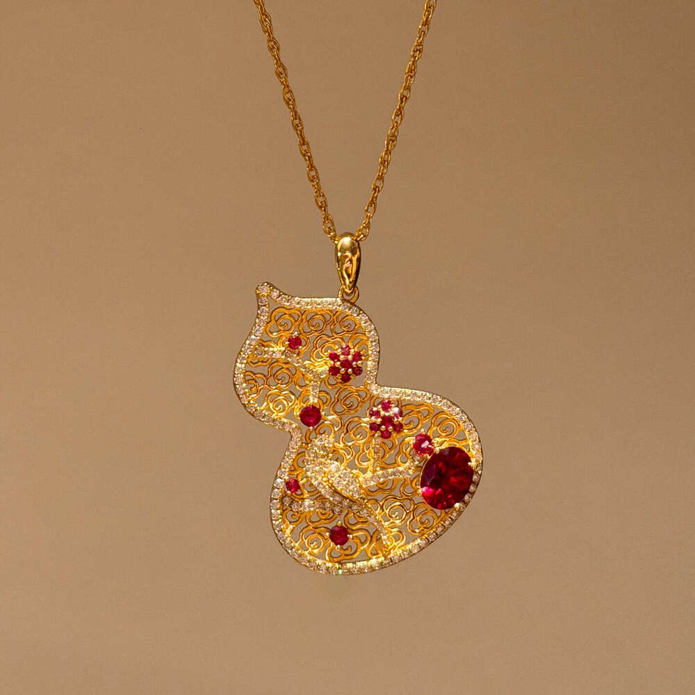 New Chinese-style Niche Hollow-out Colorful Diamond Flower Gourd Pendant Necklace Exquisite And Versatile