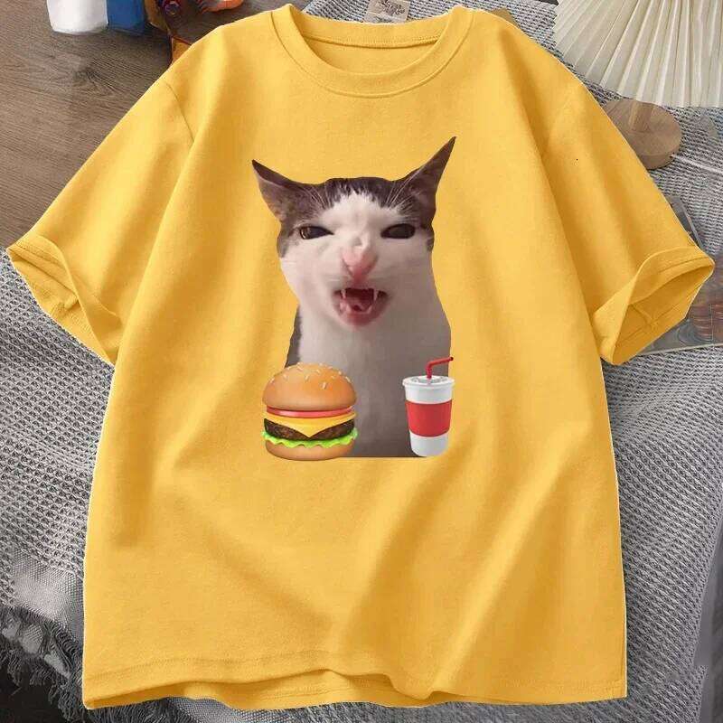 Crunching Food Meme T-shirt Women Silly T Shirts Funny Cat Eating T-Shirt Short Sleeve Graphic Tees Streetwear Fashion Y2K X260209