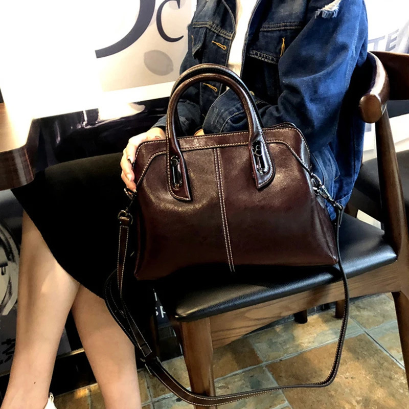 Genuine Leather Women Handbag Top Handle Shoulder Cross body Bag Fashion Oil Wax Cowhide Purses and Handbags Messenger Tote Bags 260306