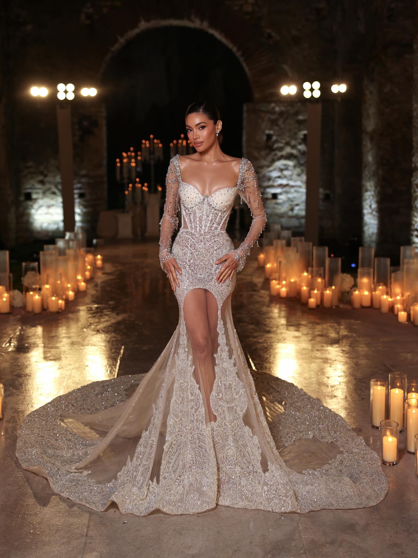 Exquisite Wedding Dresses Sequins Rhinestone Mermaid Bridal Gowns Beading Illusion Long Sleeves Customized Vestidos De Novia Plus Size